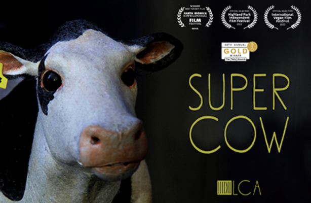 Kurzfilm mit Tierrechtsbotschaft und Musik von Moby: Super Cow - Kurzfilm mit Tierrechtsbotschaft und Musik von Moby: Super Cow