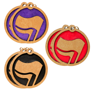 Baumschmuck “Antifa” - handgemachte Upcycling-Deko