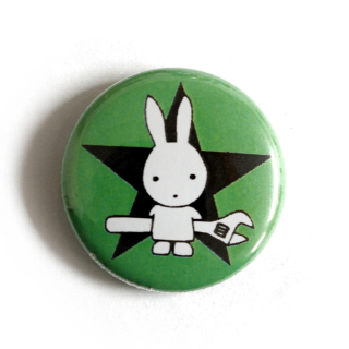Rabbit with Wrench (grün) -- Button