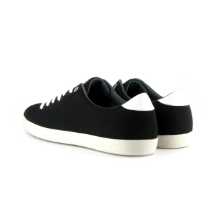 Canada Sneaker